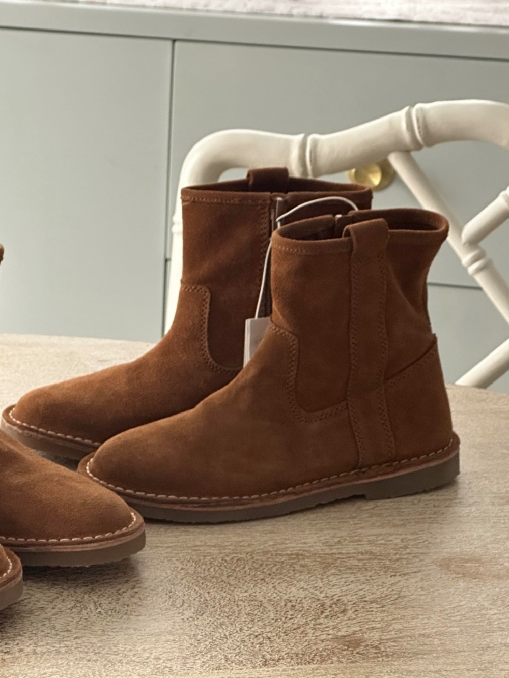 Zara Brown Suede Boots